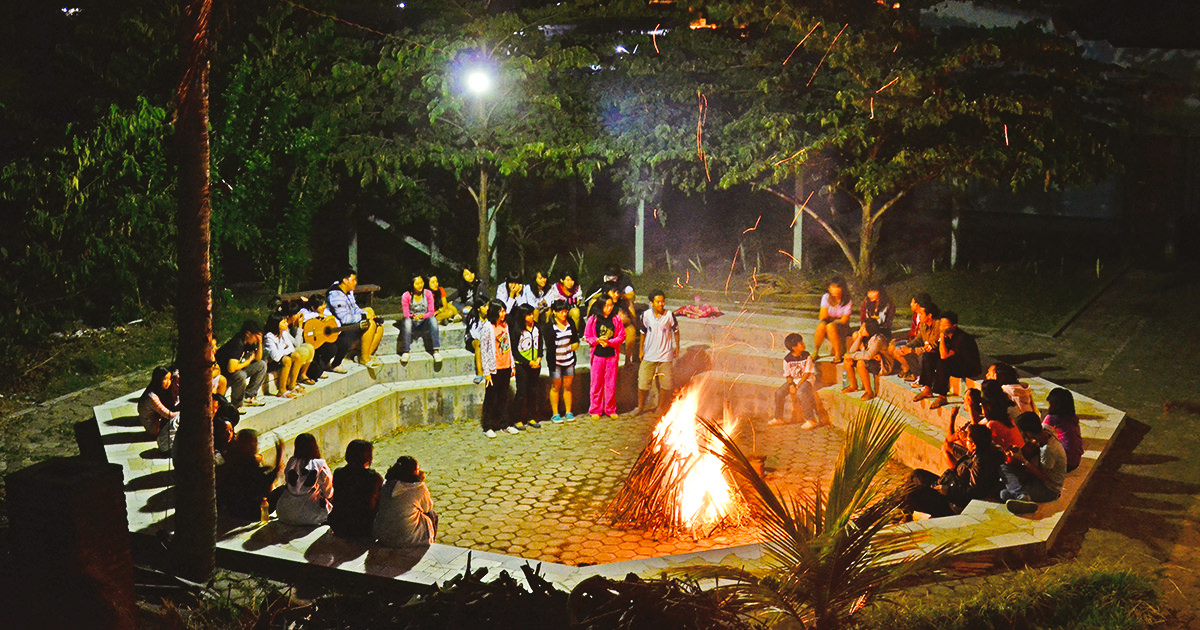 Mustard Seed International students enjoy a bonfire